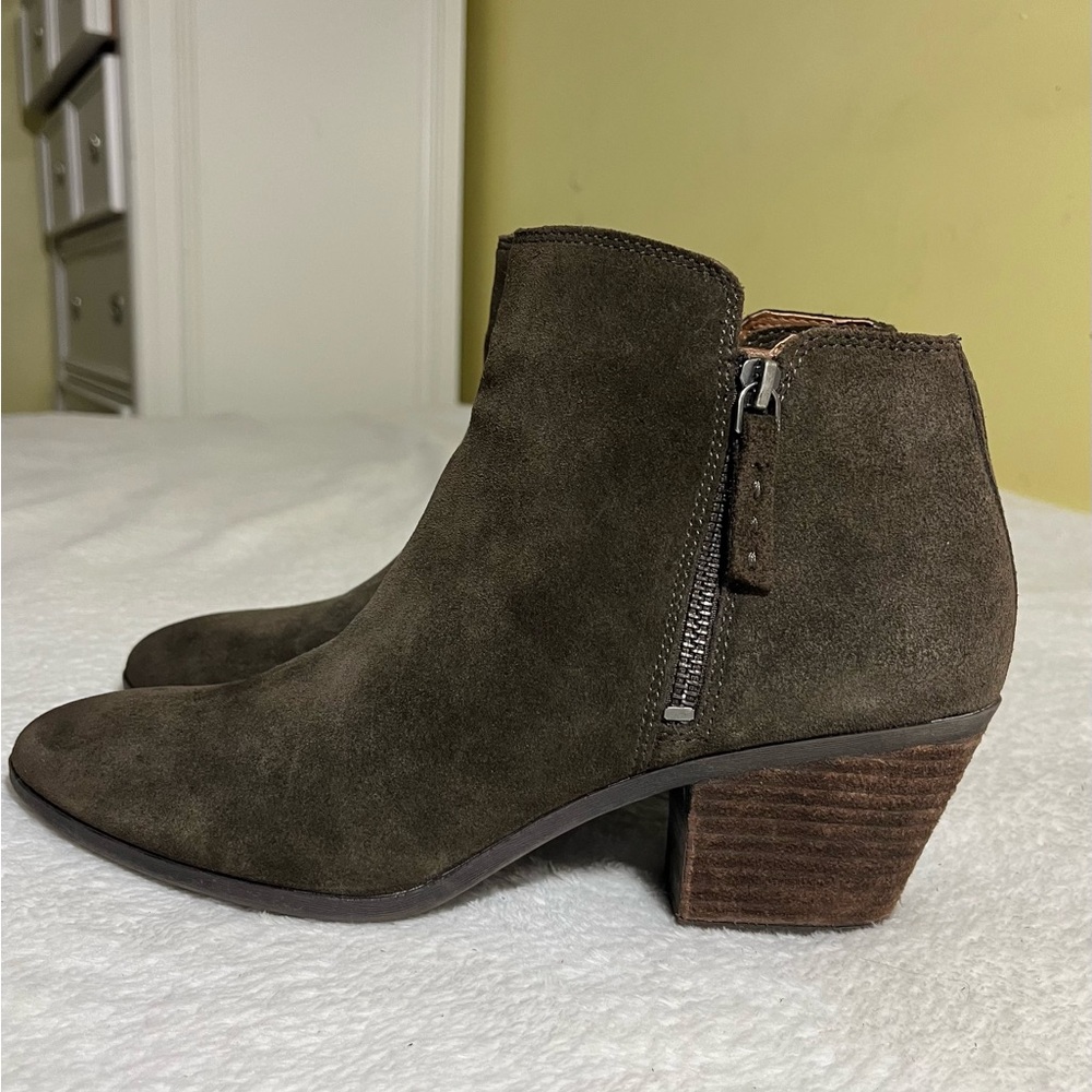 - Frye‎ Women Brown Ankle Boots Sz 10